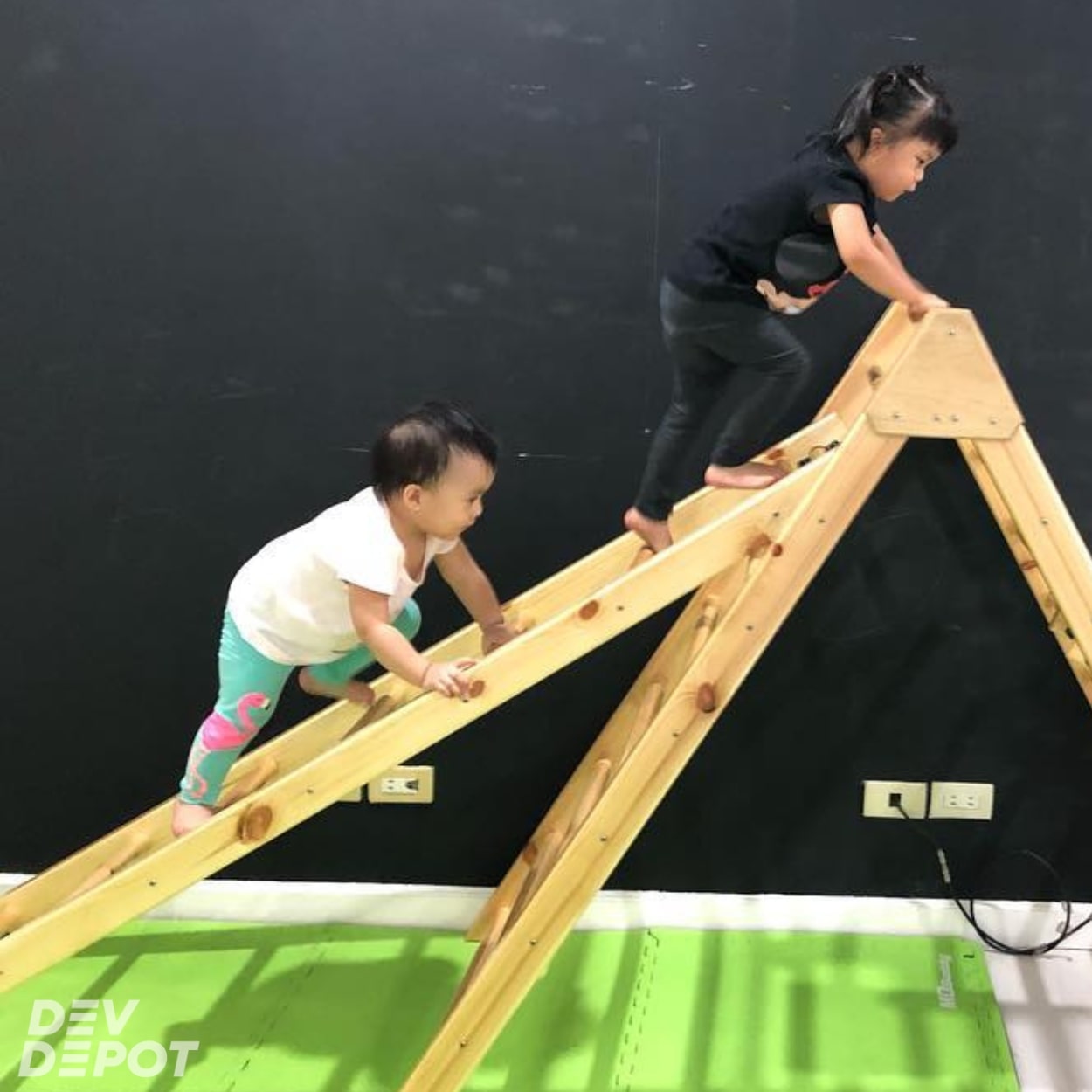 Horizontal Ladder Attachment